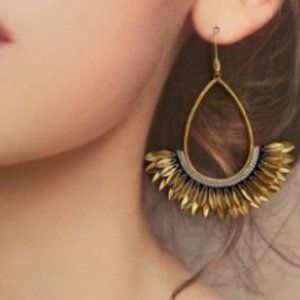 Stella & Dot Pegasus Statement Earrings Gold